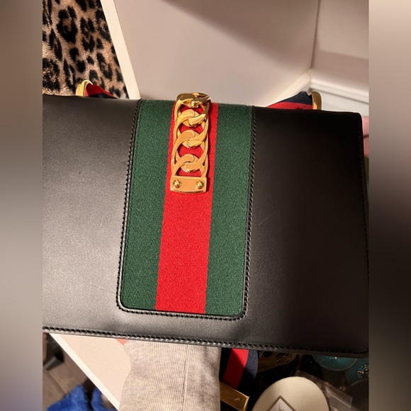 Gucci Sylvie Leather Shoulder Bag - Picture 9 of 16